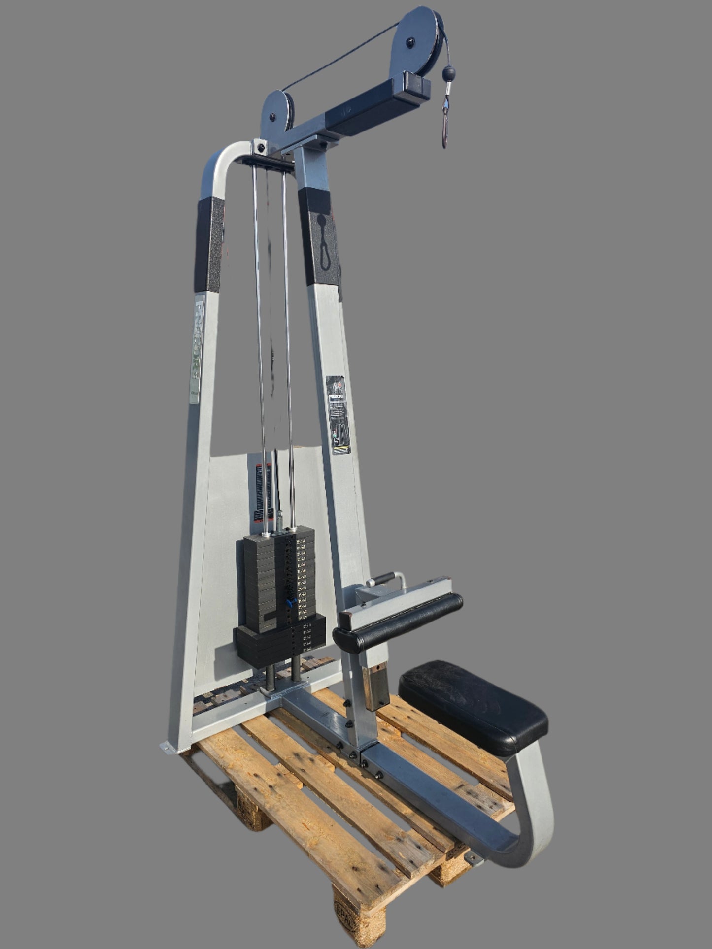Precor Icarian Lat Pull Down