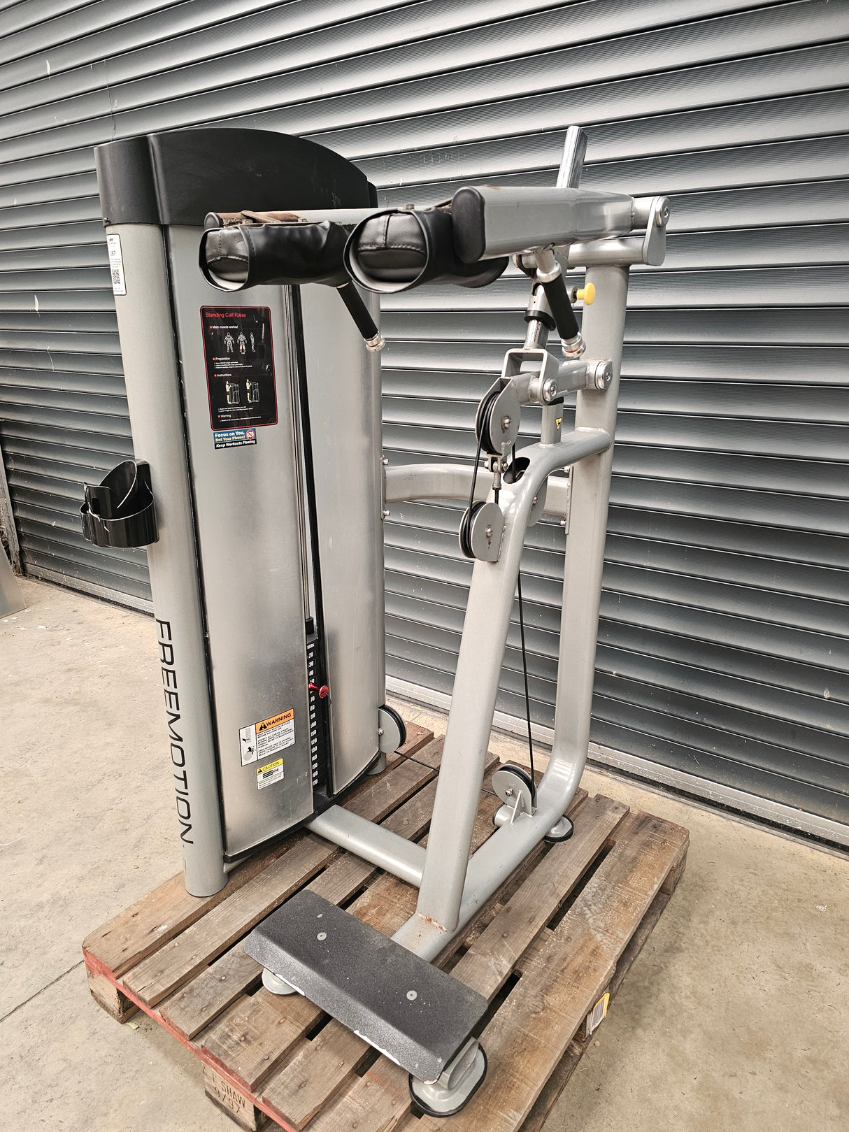 Freemotion Standing Calf Raise
