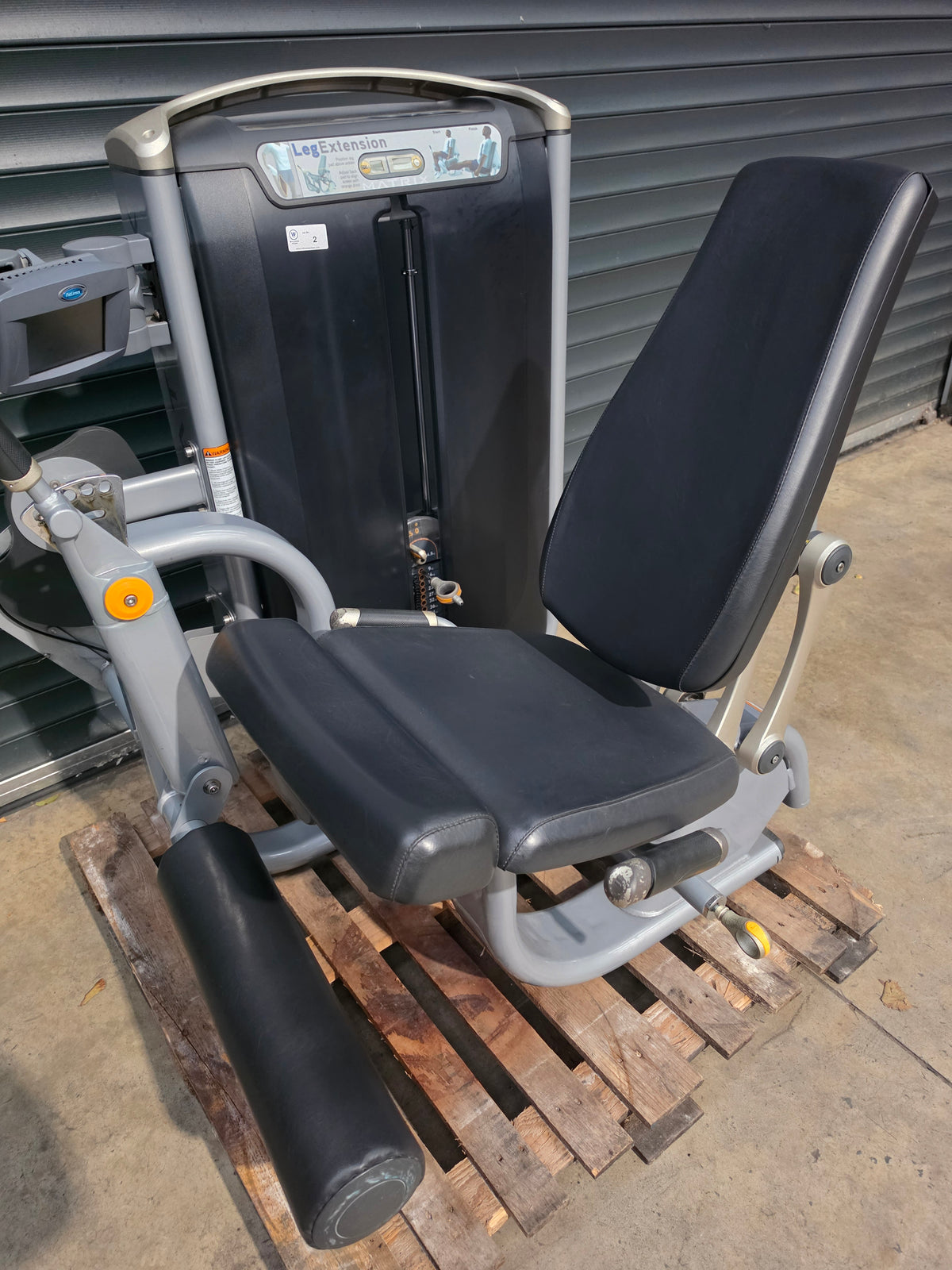 Matrix G7 Leg Extension