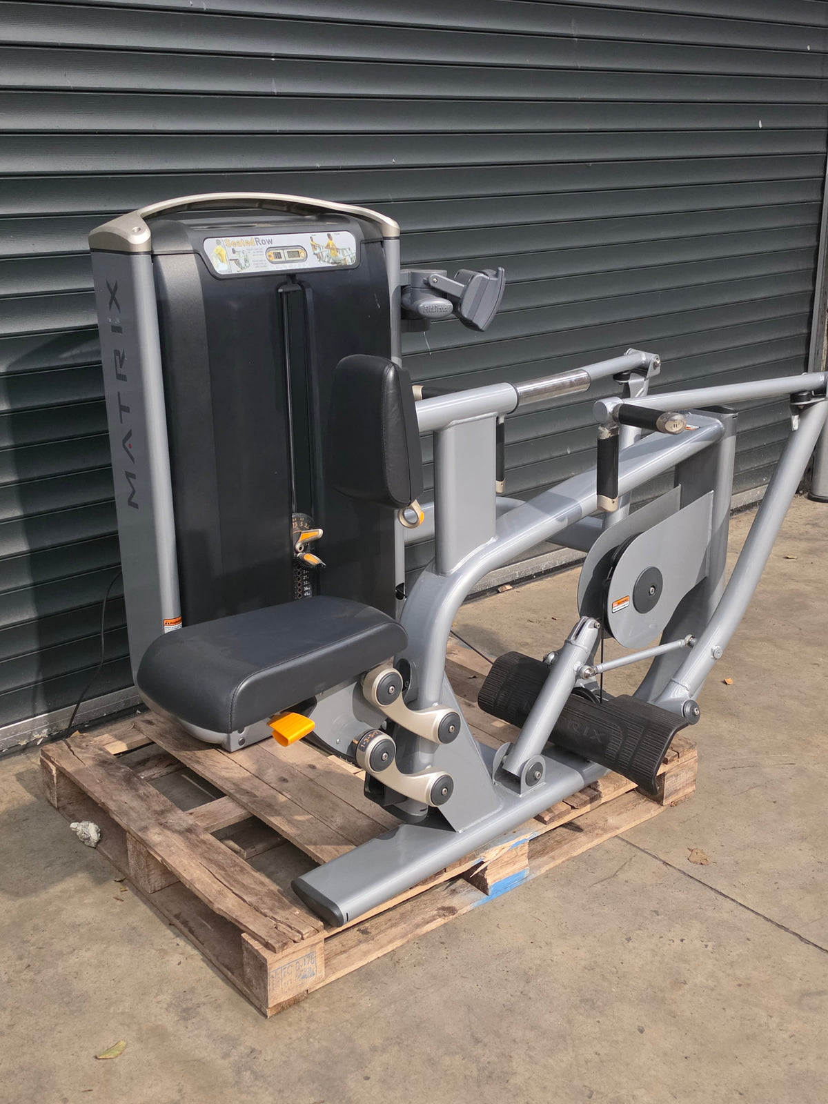 Matrix G7 Diverging Seated Row