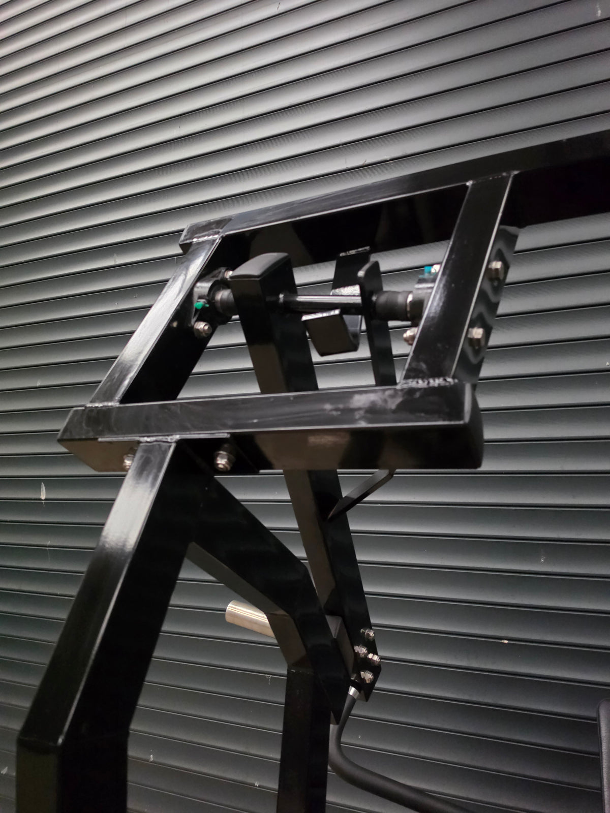 Apollo Plate Loaded Shoulder Press