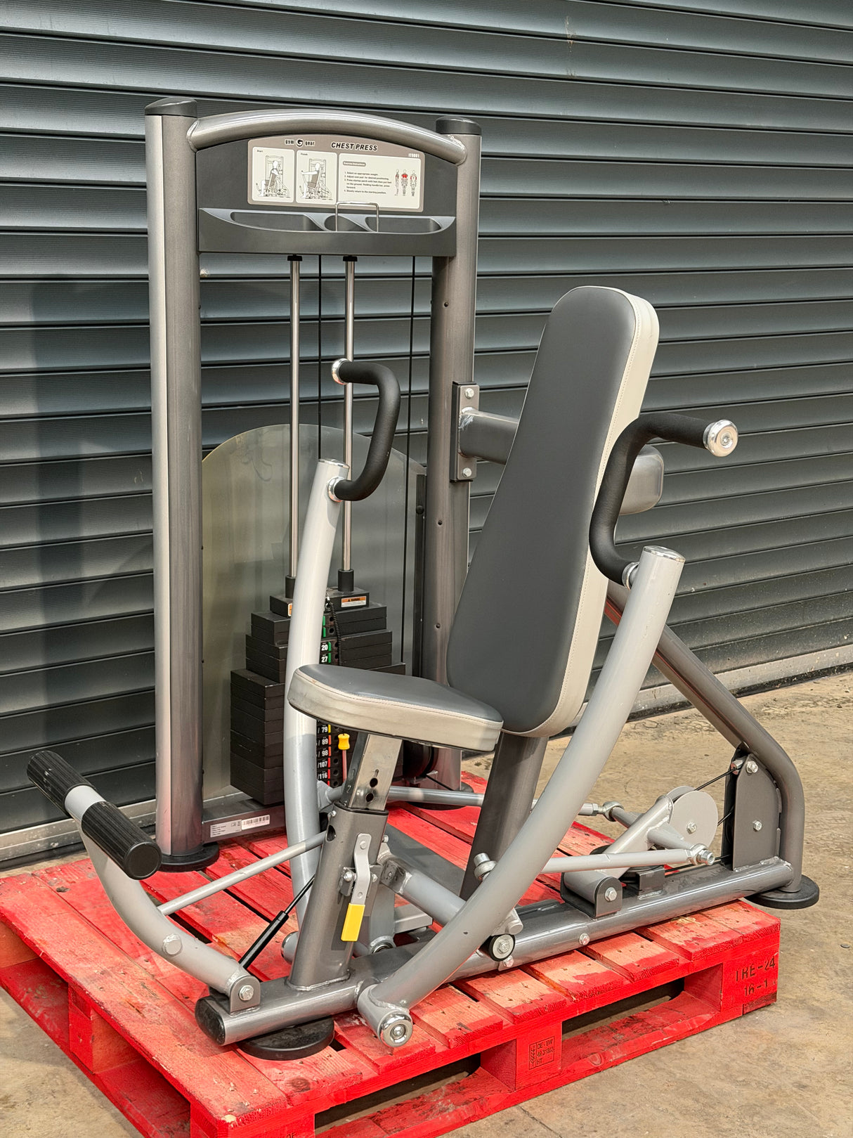 GymGear Chest Press