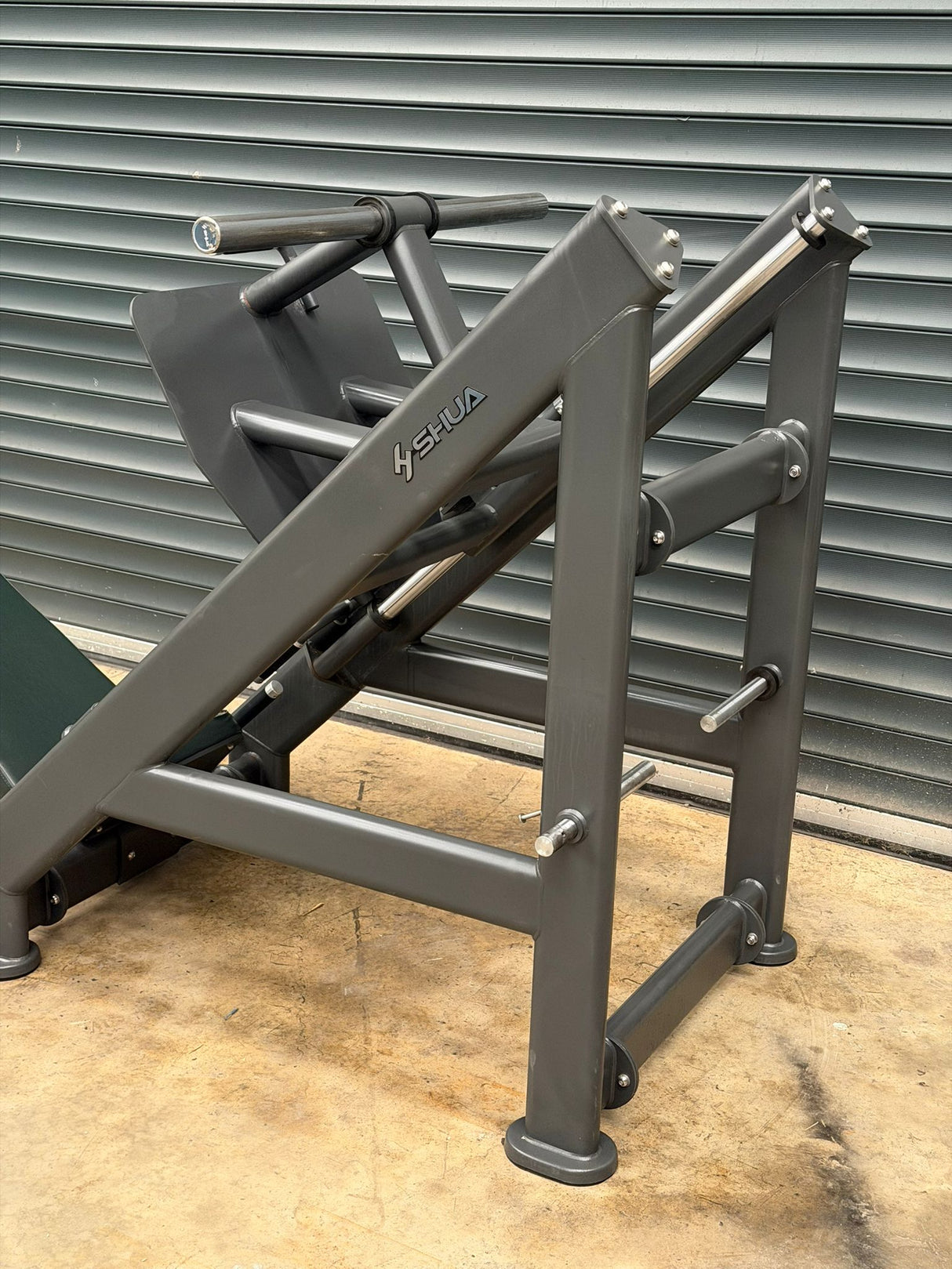 Shua plate loaded leg press