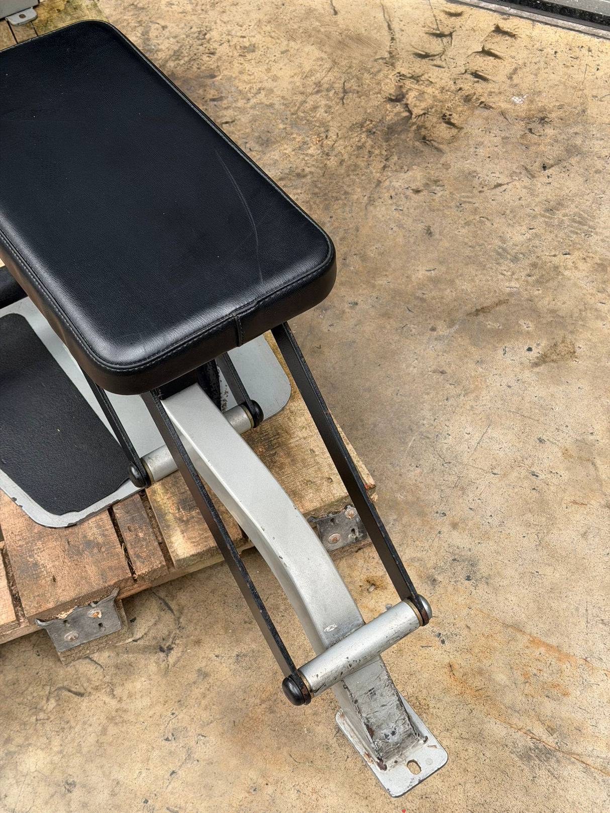 Life Fitness FIT series Lat Pulldown/ Low Row Combo