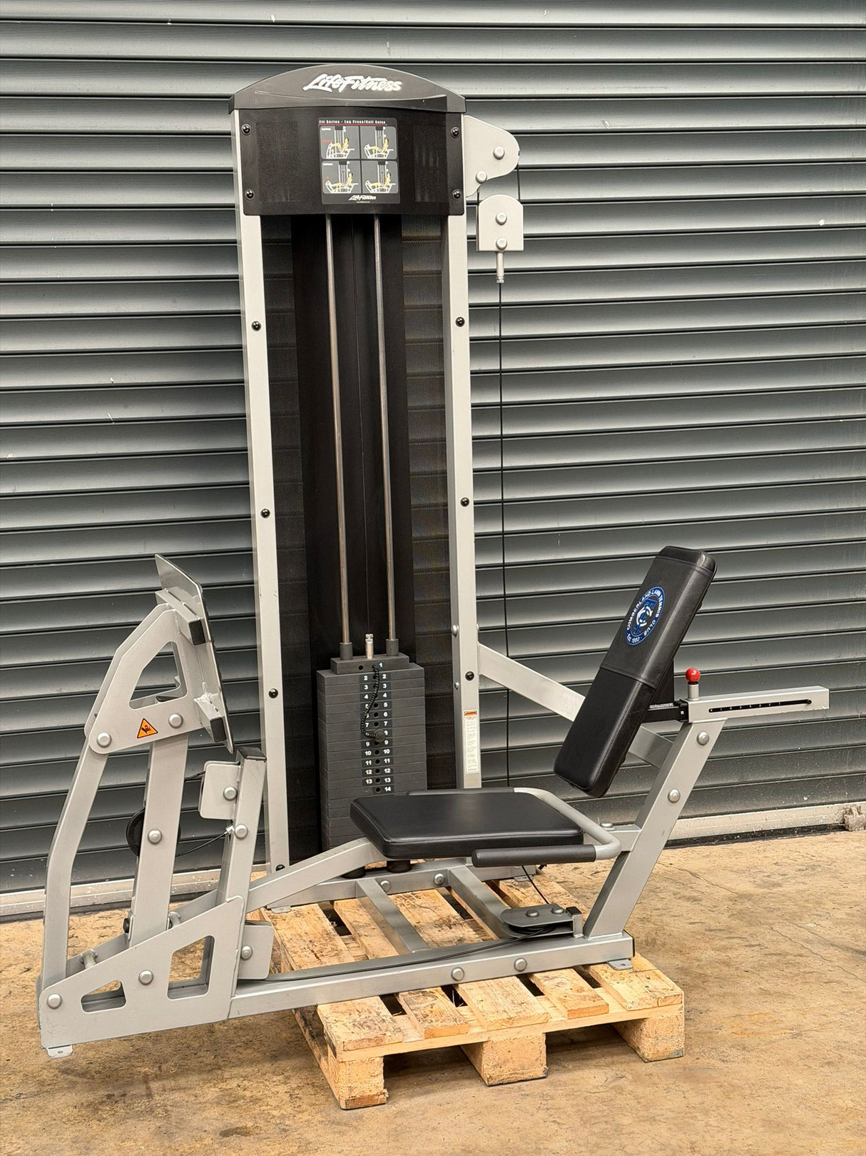 Life Fitness FIT Series Leg Press/Calf Raise