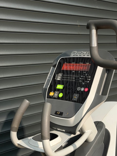 Octane XT4700 Crosstrainer