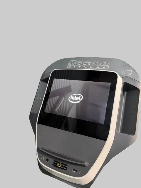 Octane XT4700 Crosstrainer - Smart Console