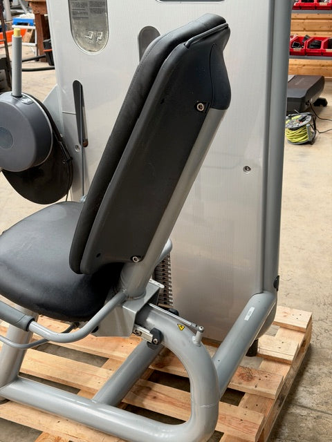 Technogym Element Leg Curl