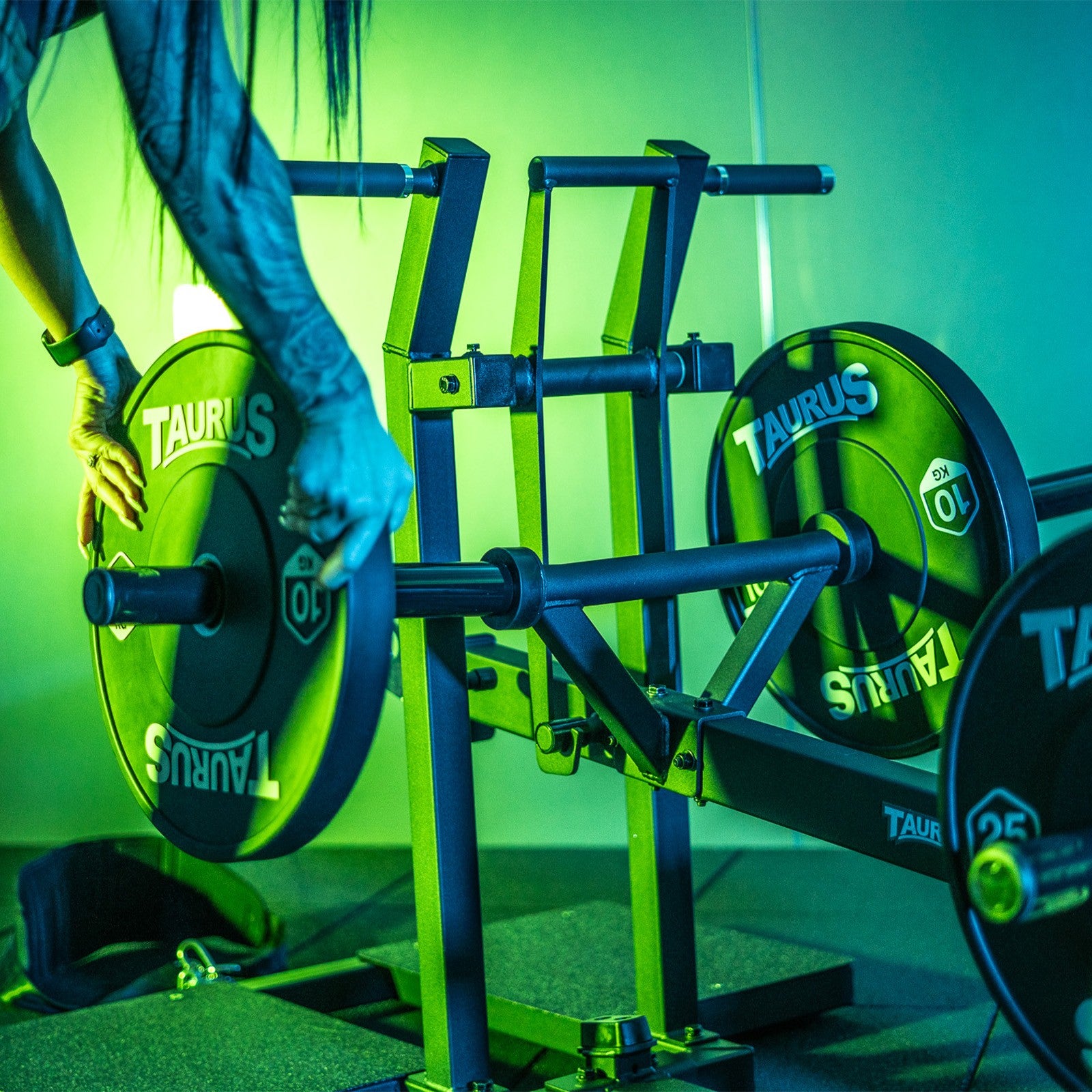 Taurus Pro Iso Belt Squat - Complete Gyms