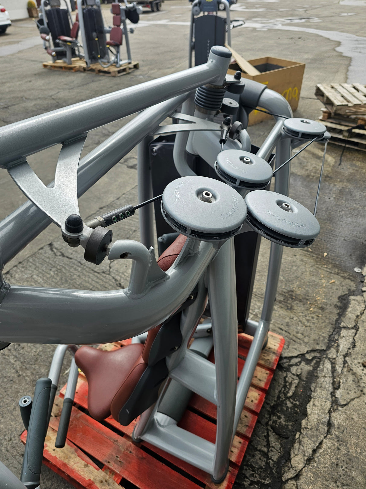 Technogym Selection Chest Press - Complete Gyms