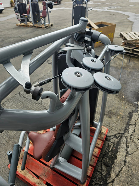 Technogym Selection Chest Press - Complete Gyms