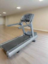 Life Fitness 95Ti Treadmill - Complete Gyms