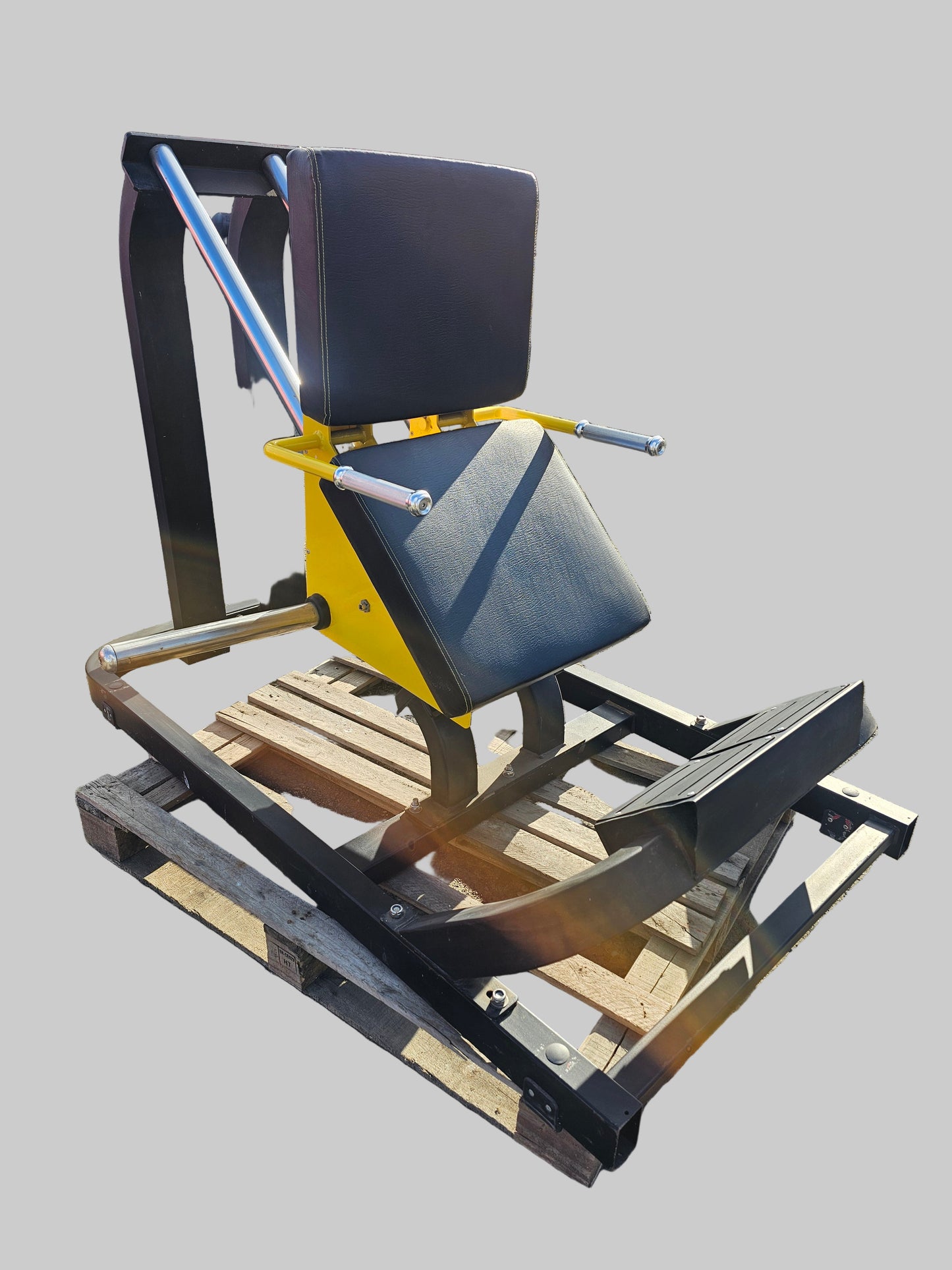 Calf Raises Hack Squat Machine