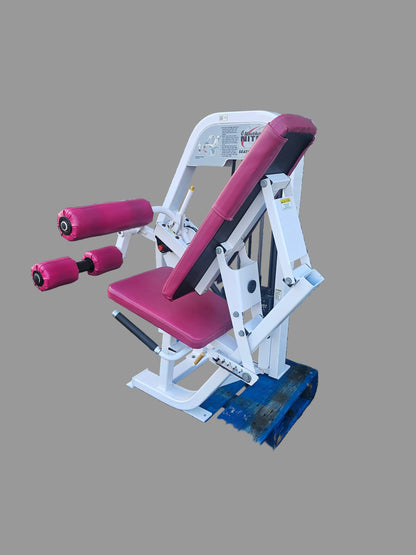 Nautilus Nitro Seated Leg Curl