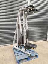 Precor Pec Fly/ Rear Delt Discovery Range