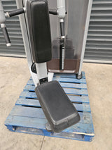 Precor Pec Fly/ Rear Delt Discovery Range