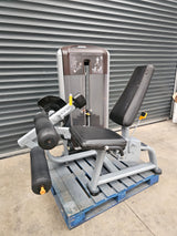 Precor Seated Leg Curl Discovery Range