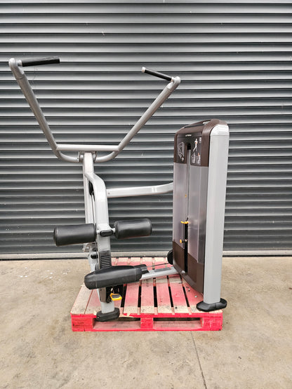 Precor Lat Pulldown Discovery Range