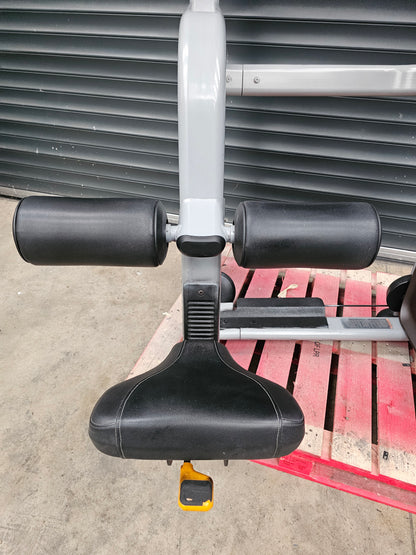 Precor Lat Pulldown Discovery Range