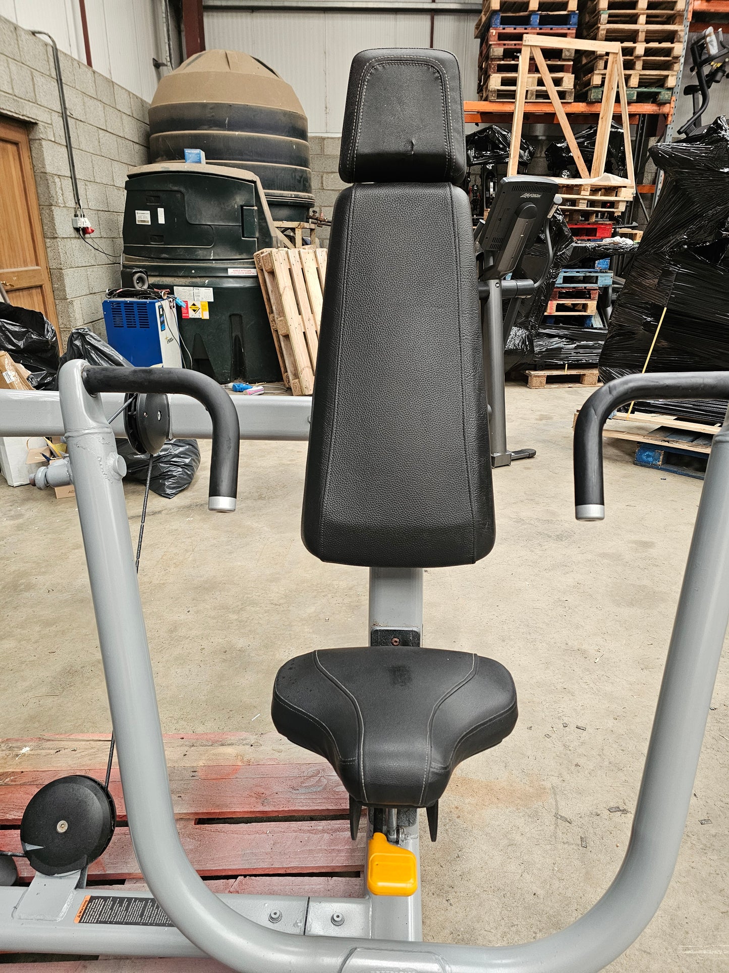 Precor Chest Press Discovery Range