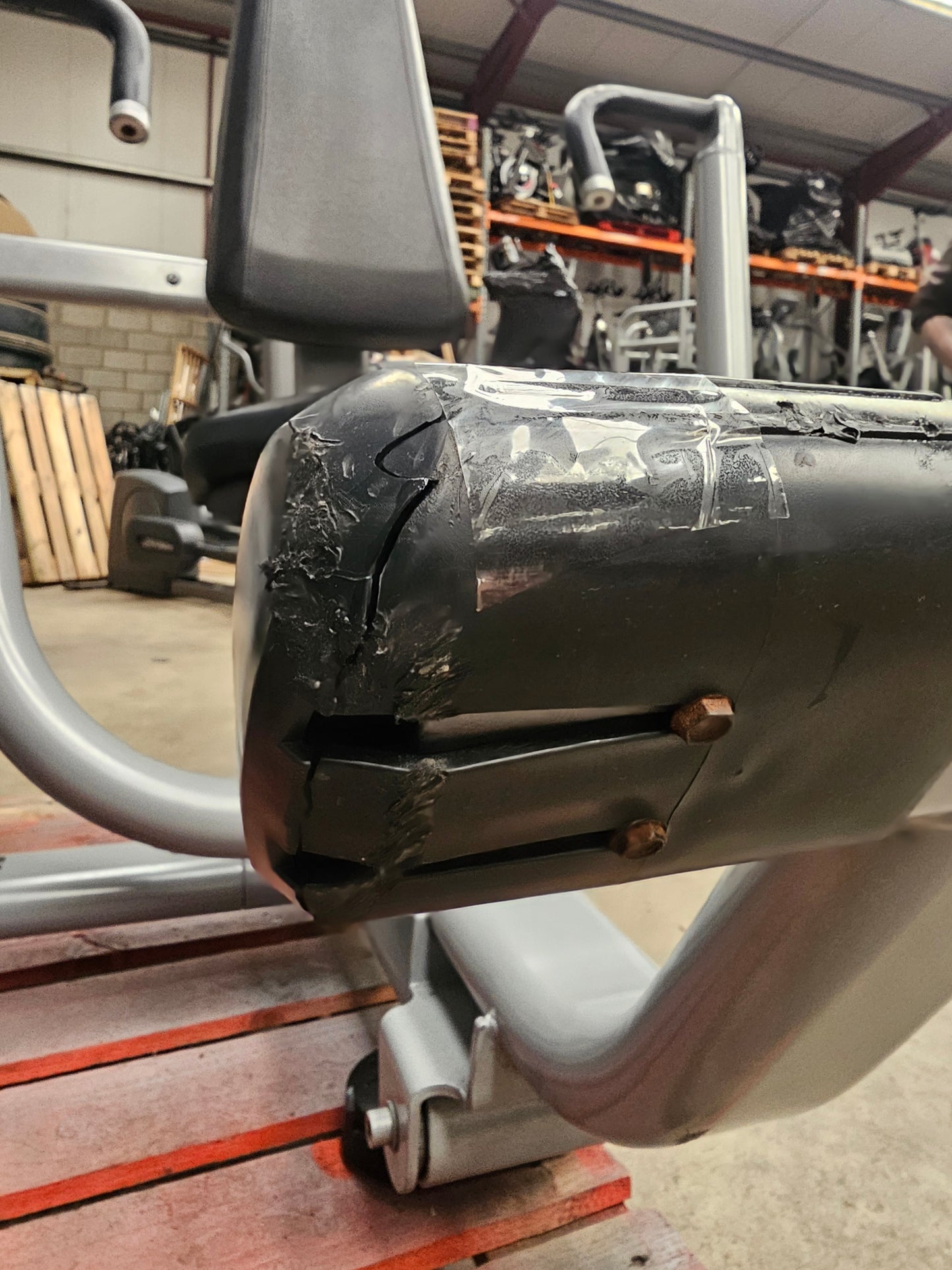 Precor Chest Press Discovery Range