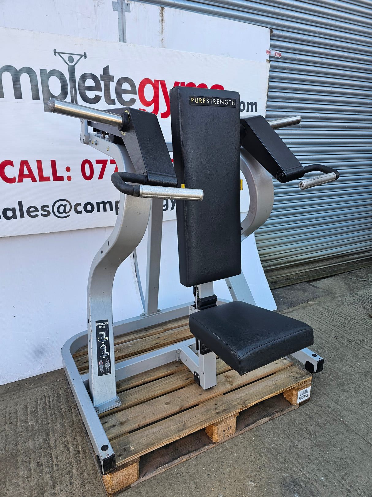 Technogym Pure Strength Shoulder Press