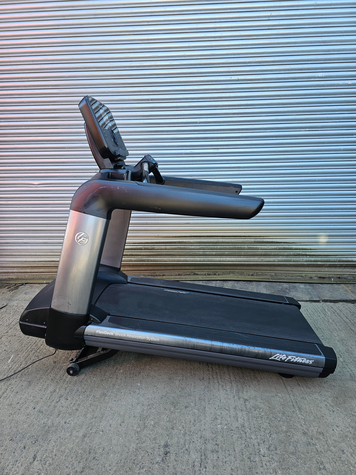 Life Fitness Elevation series 95T Treadmill