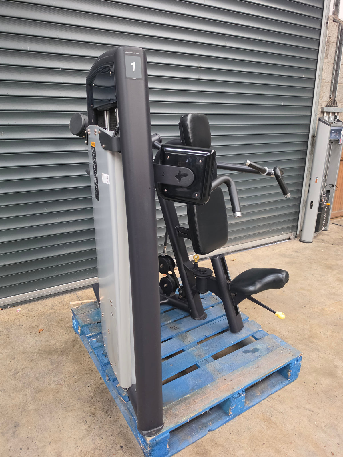 Pulse Fitness Evolve Series Shoulder Press