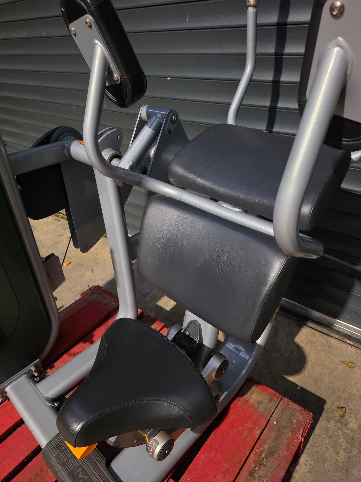 Matrix G7 Abdominal Crunch