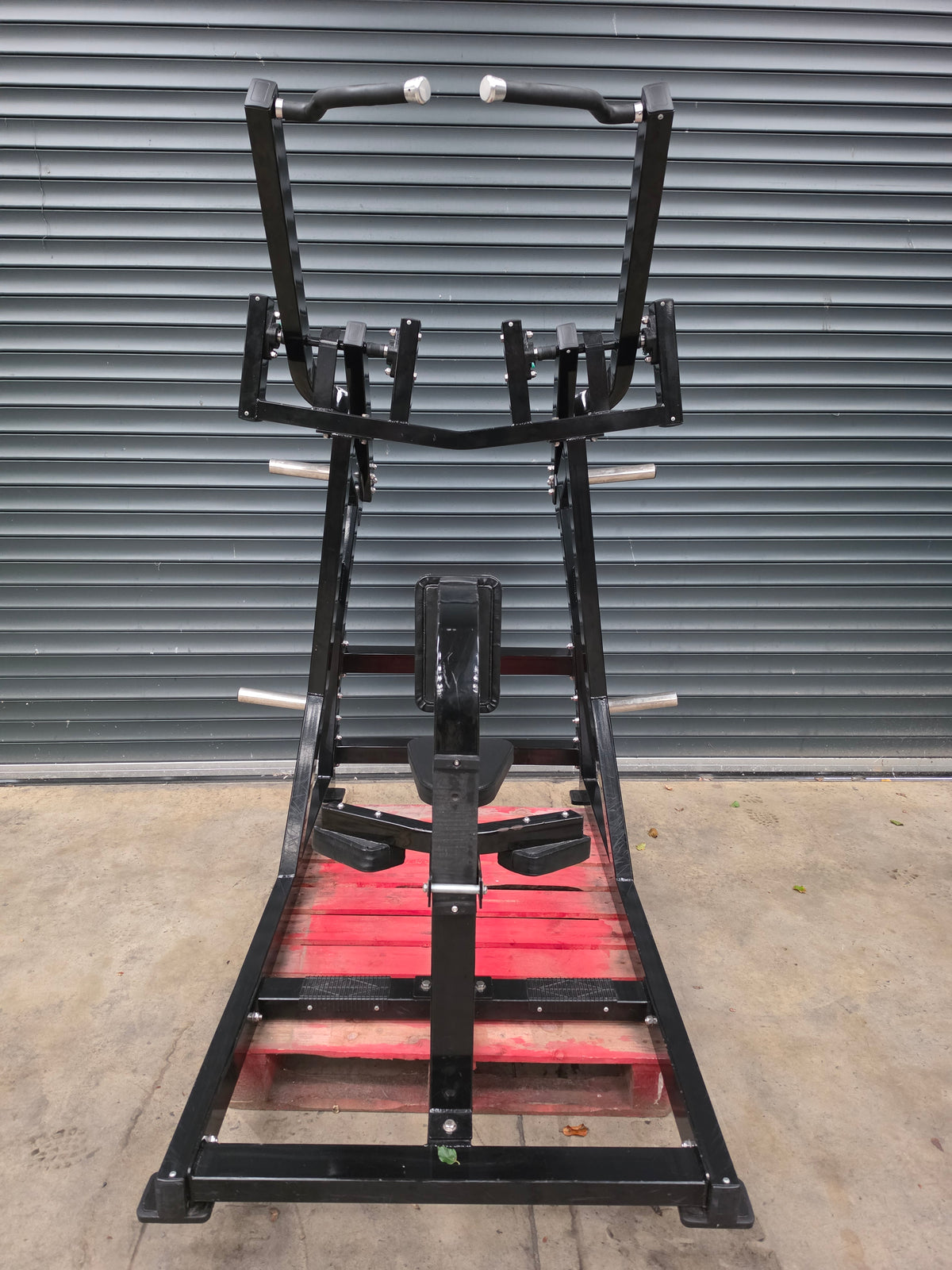 Apollo Plate Loaded Lat Pull Down