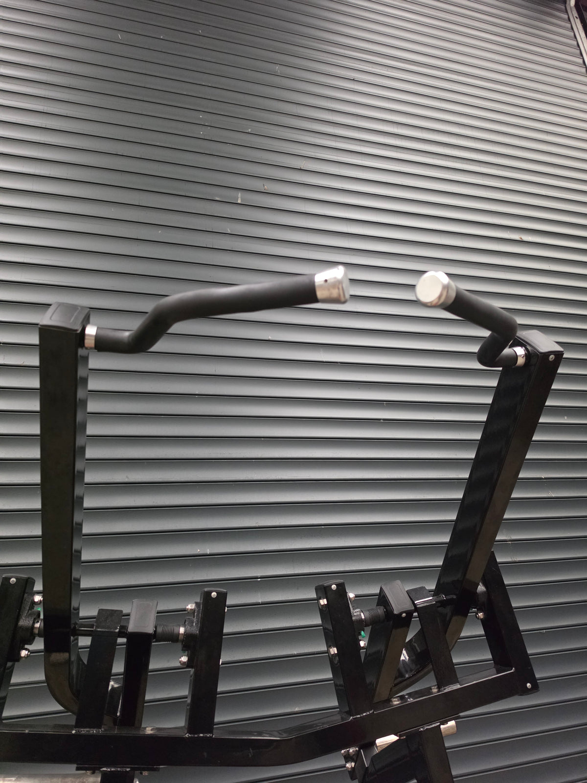 Apollo Plate Loaded Lat Pull Down