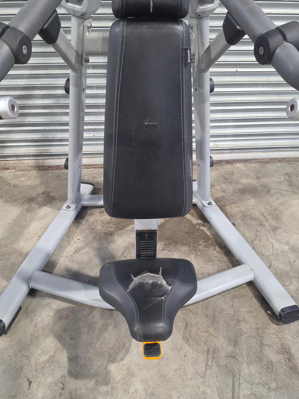 Precor Discovery Series Shoulder Press