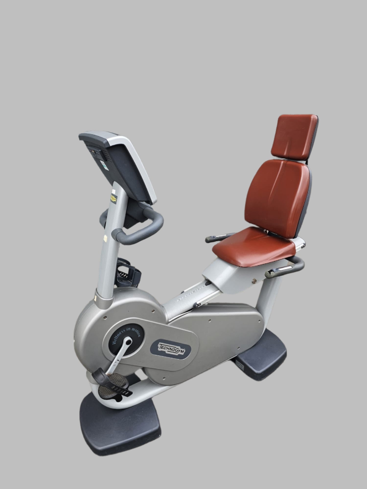 Technogym Recline 700i Recumbent Bike - Complete Gyms