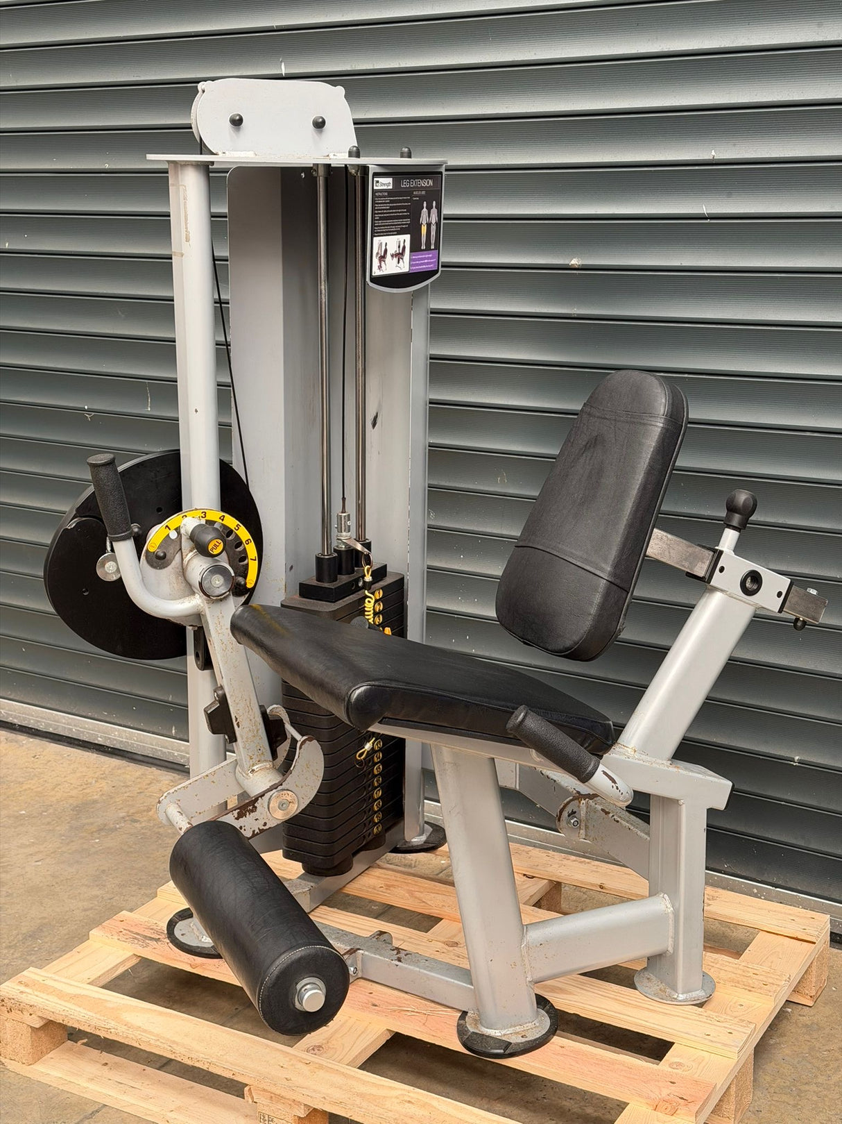 Leisure Line Leg Extension