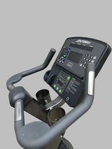 Life Fitness Integrity Upright Bike 95 Club Series
