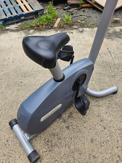 Precor C846 Upright Bike