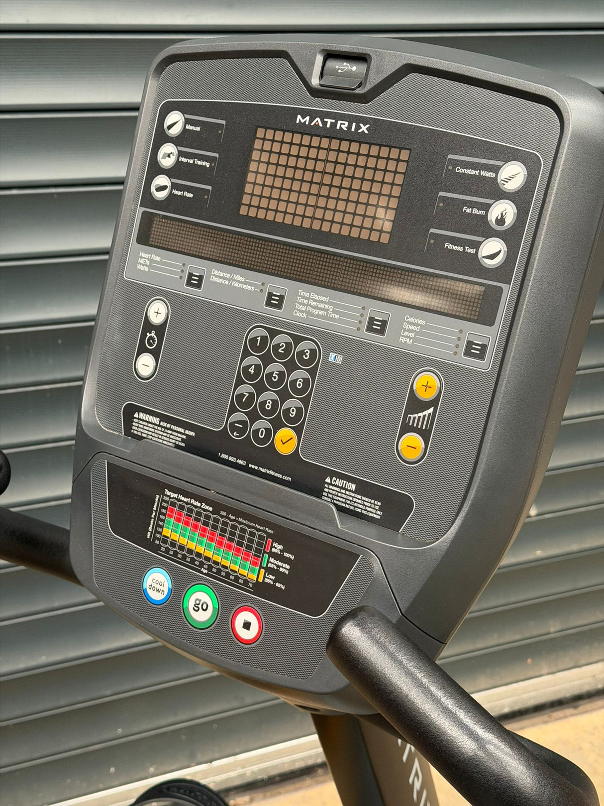 Matrix R3x Recumbent Bike Black Edition