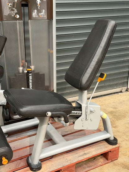 Precor Leg Extension Discovery Range