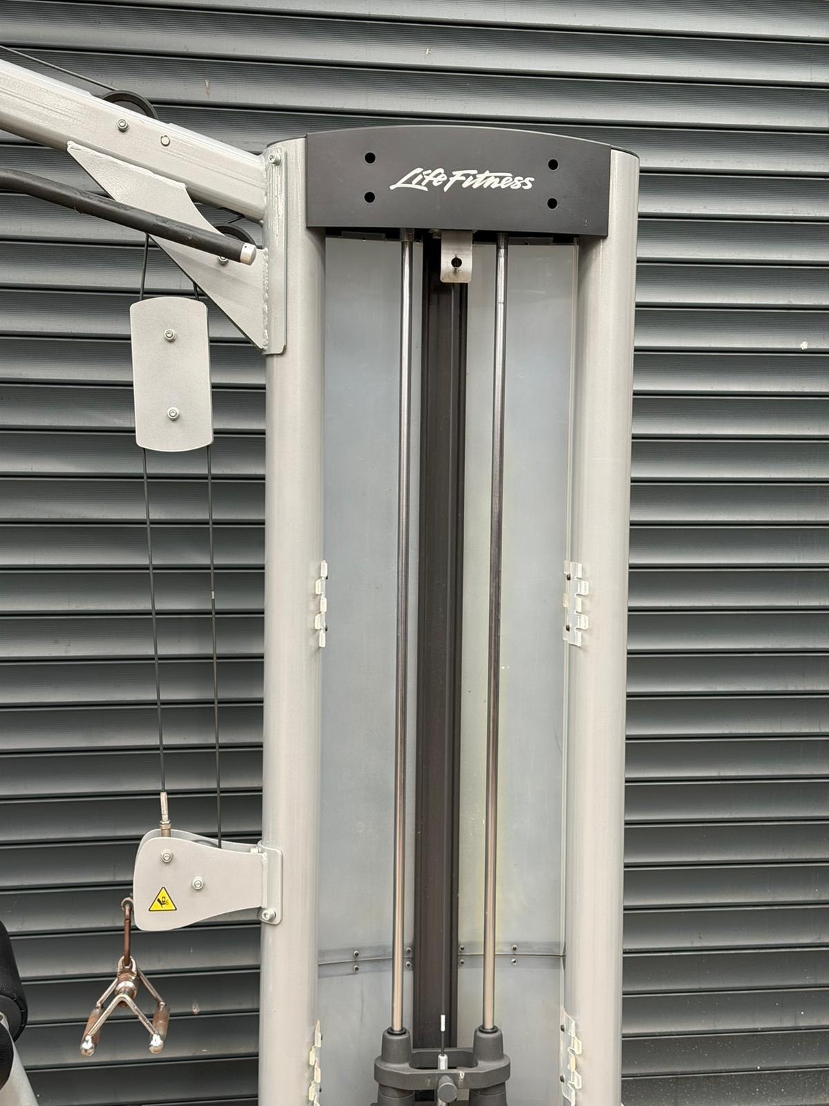 Life Fitness Lat Pull down Low Row Combo (Optima series)