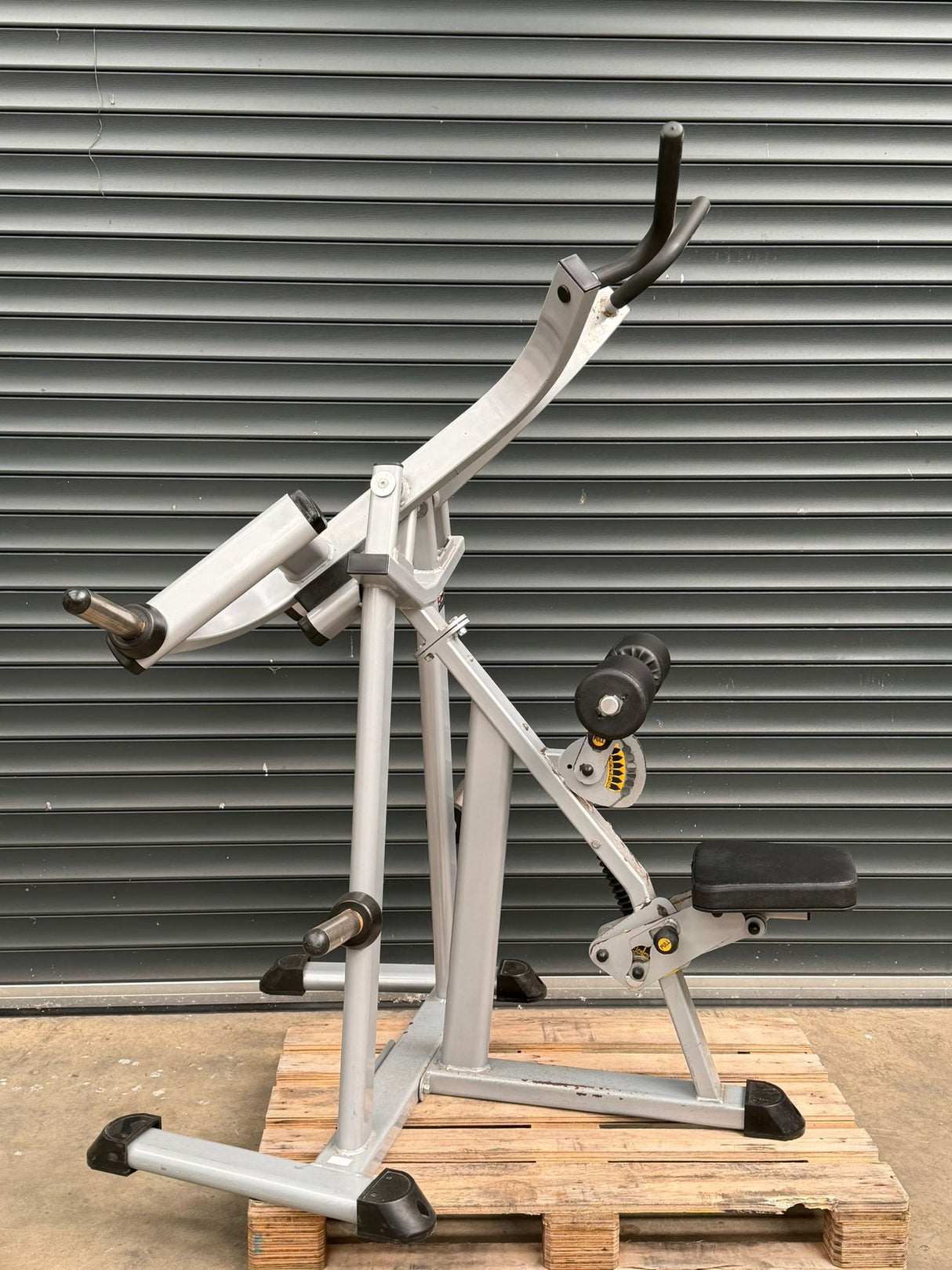 Leisure Lines Lat Pull Down