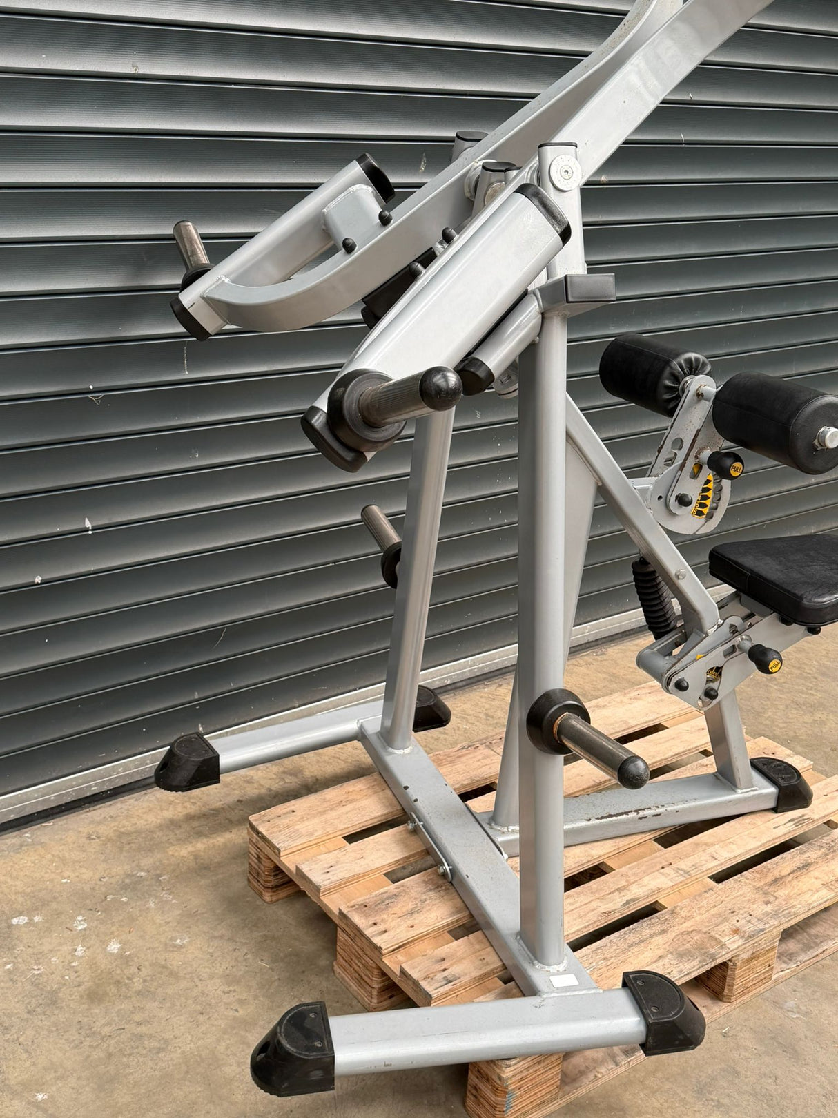 Leisure Lines Lat Pull Down