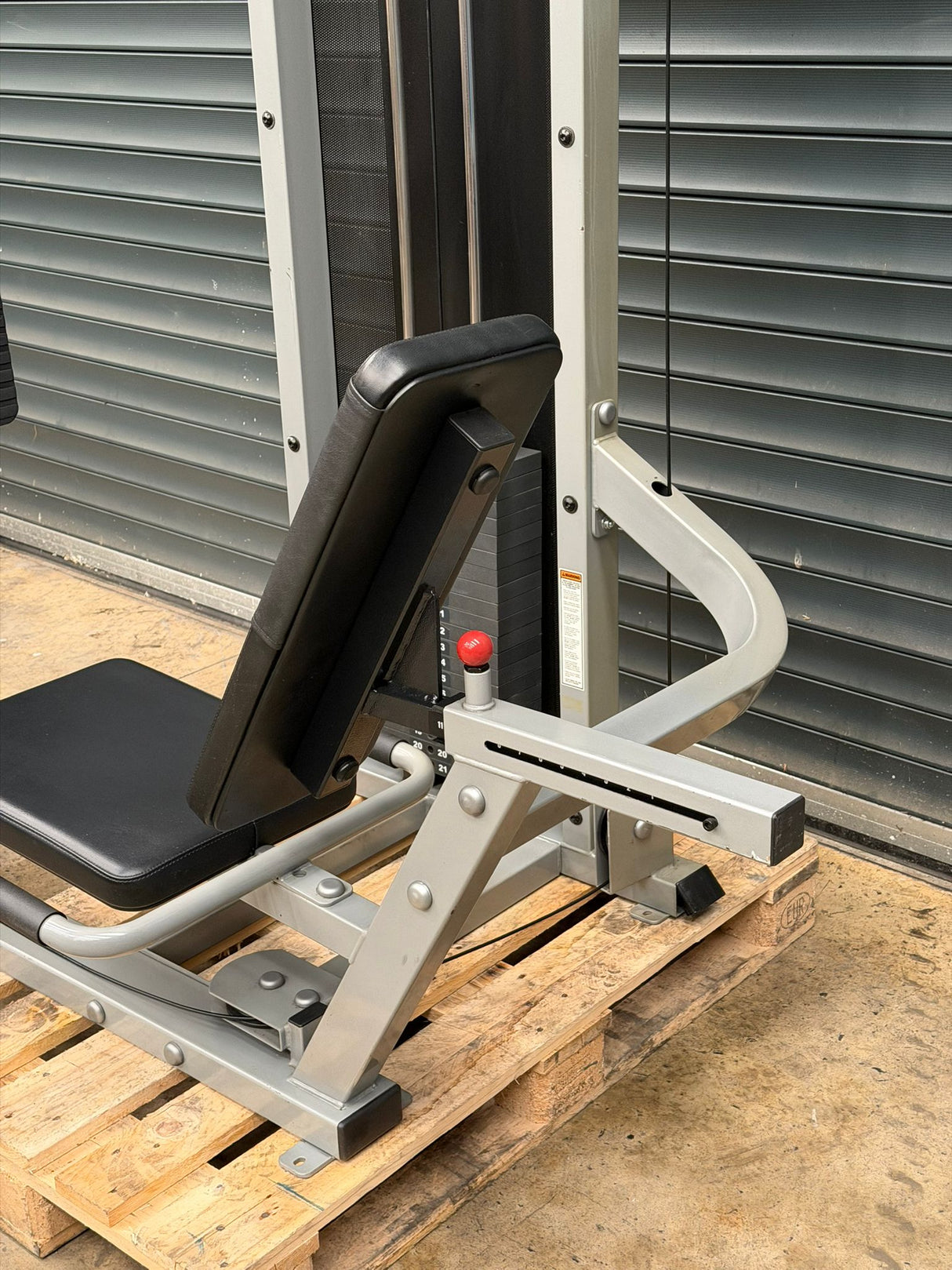 Life Fitness FIT Series Leg Press/Calf Raise