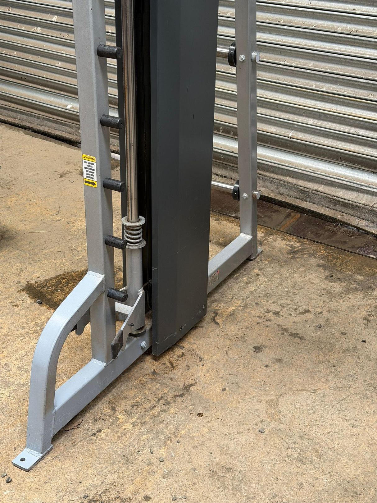 Nautilus Smith Machine