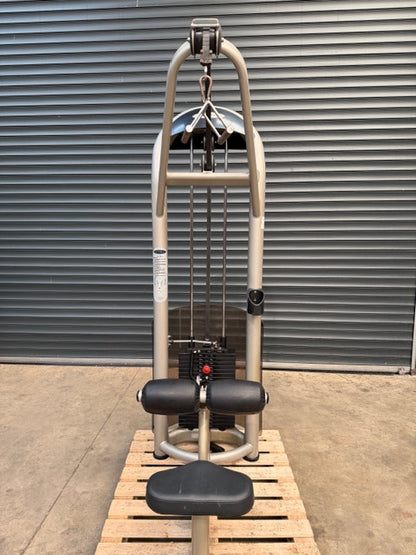 Matrix Lat Pull Down