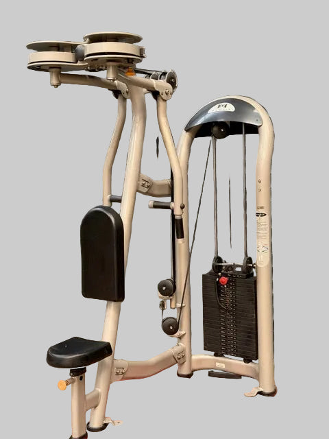 Matrix G3 Pec Fly Rear Delt