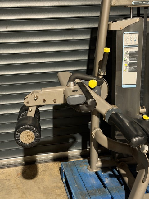 Pulse G Range Leg Curl