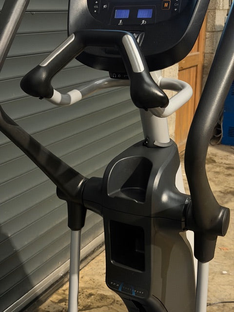 Precor EFX885 Crosstrainer - P82 Monitor