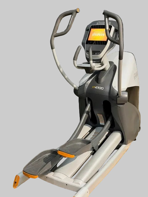 Octane XT4700 Crosstrainer - Smart Console