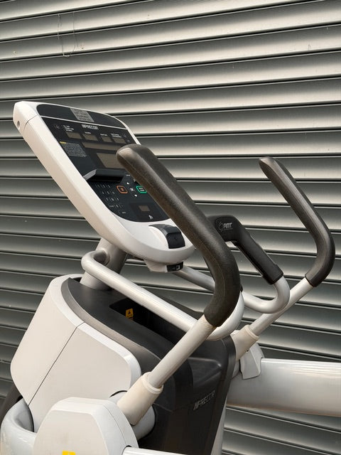 Precor 835 AMT