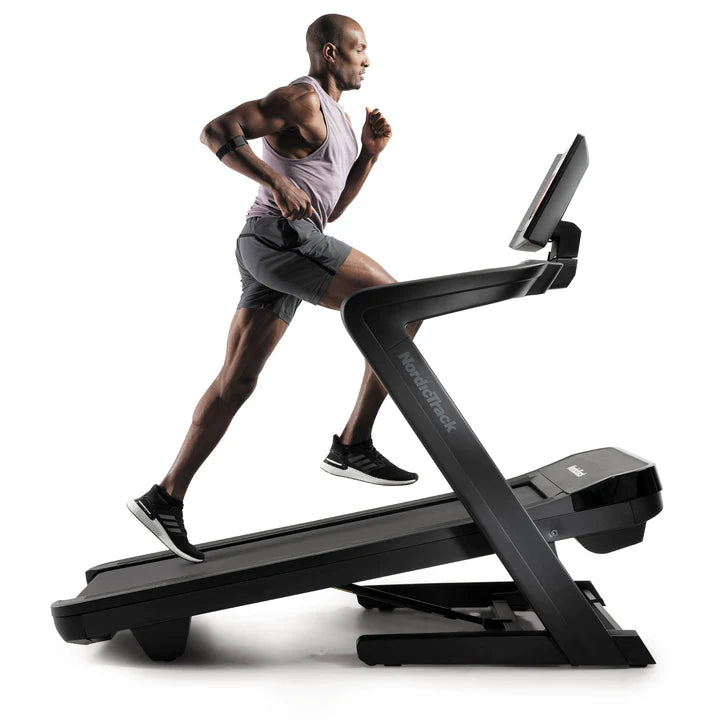 nordictrack_commercial_1750_folding_treadmill_2022_nordictrack_commercial_1750_folding_treadmill_2022_-_in_use2_720x